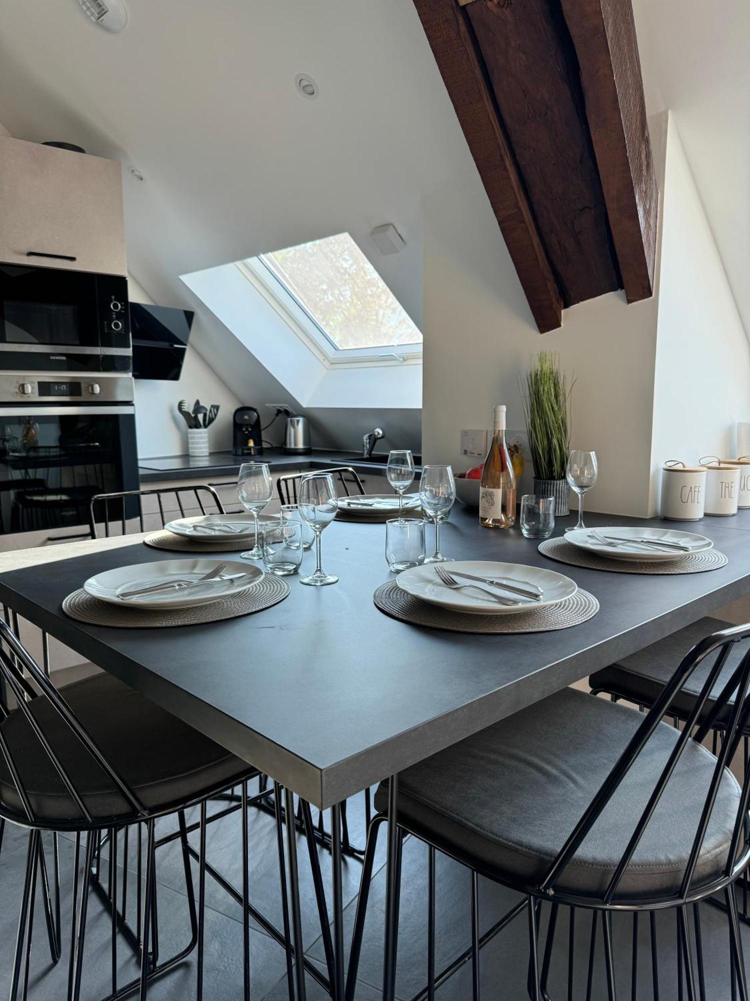 Magnifique Appartement Vue Lac - 5 Personnes Voglans المظهر الخارجي الصورة